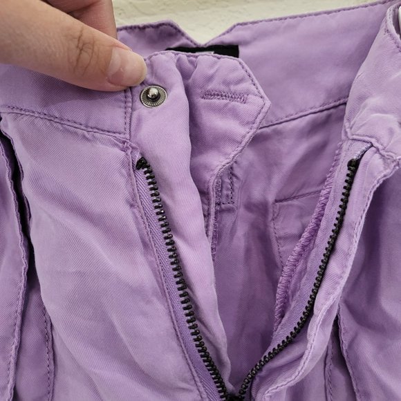 LF The Brand Women's High Rise Cargo Pants in Lavender - Picture 9 of 10